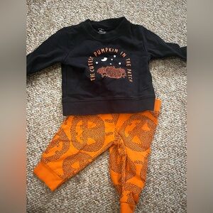 Black and Orange Pumpkin Outfit